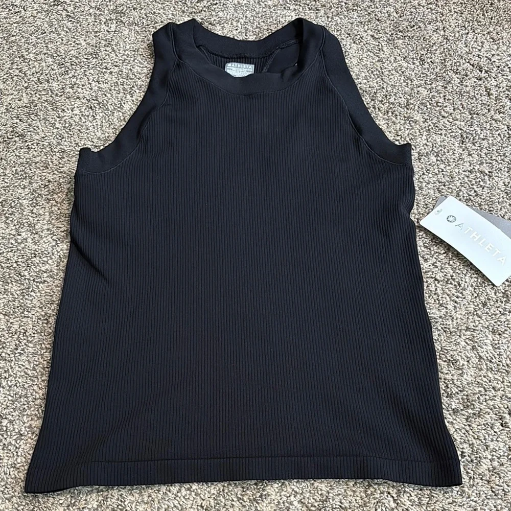 Athleta Renew Racerback tank top size large NWT